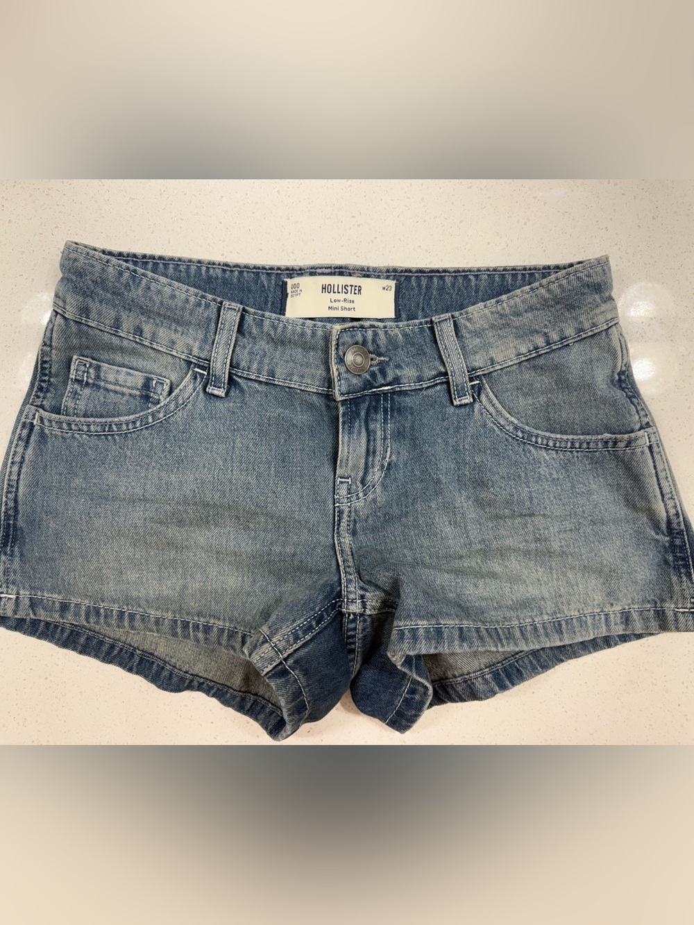NWOT****Hollister Light Blue Low-Rise Denim Mini Shorts Retail: $44.95